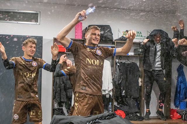 新科世界第一！林诗栋即将反超王楚钦登顶.