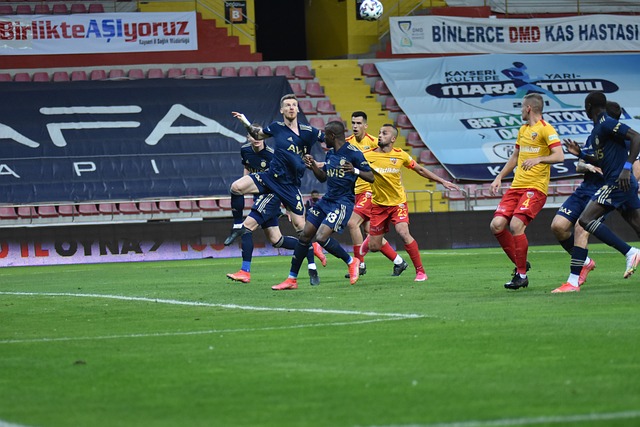 凯利：对欧冠出局感到愤怒和失望，我们知道怎样做才能实现目标.